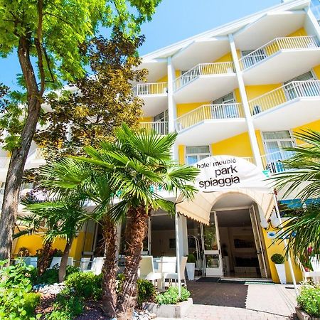 Hotel Park Spiaggia Градо Екстериор снимка