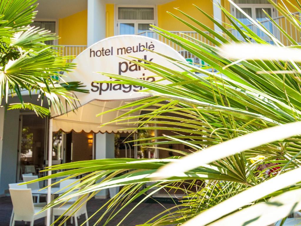 Hotel Park Spiaggia Градо Екстериор снимка